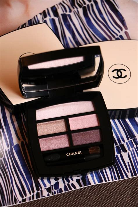 chanel les beiges palette regard belle mine naturelle|les beiges water fresh tint.